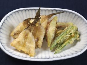 クリックで拡大表示 アカハゼの天ぷら