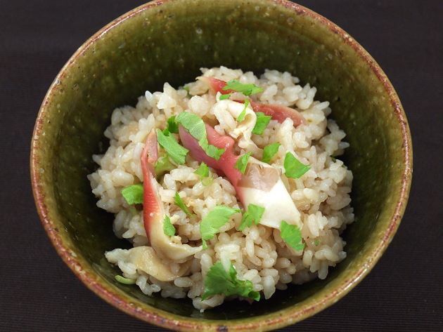 ウバガイ(ホッキガイ)の炊き込みご飯