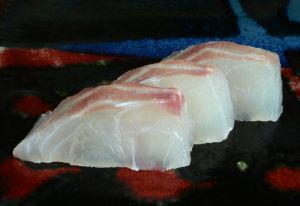 クリックで拡大表示 メジナの焼き切り