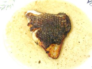 クリックで拡大表示 メジナのポワレ