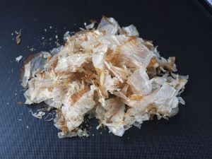 クリックで拡大表示 かつおけずり節