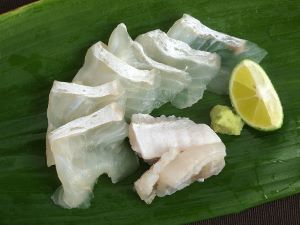 クリックで拡大表示 石ガレイの刺身