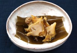 クリックで拡大表示 ヒメエゾボラの蒸し煮
