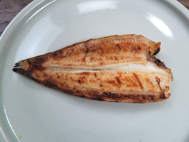 シマウシノシタの酒焼き