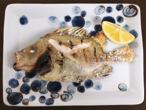 セトダイの塩焼き