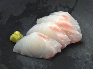 コブダイの刺身