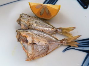 ヒイラギの塩焼き