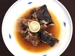 ホホスジタルミの煮つけ