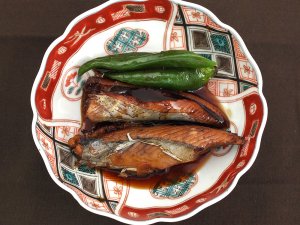ヒラソウダ腹もの煮つけ