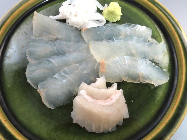 ヒラメの刺身