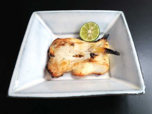 ホシガレイの腹身の塩焼き