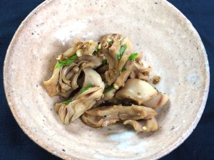 ボラへその山椒煮