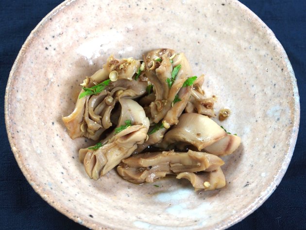 ボラへその山椒煮