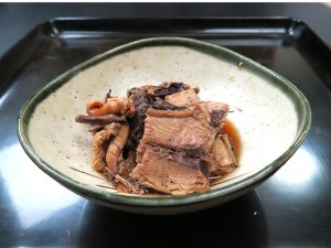 中落ちと真子の煮つけ