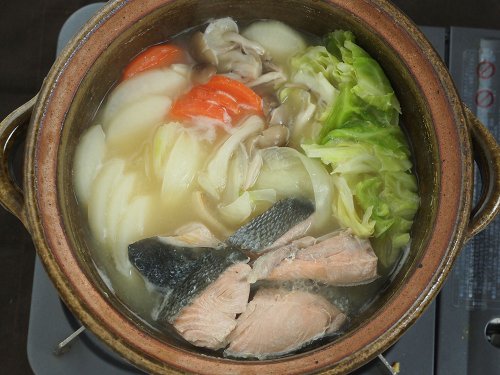 鮭鍋（石狩鍋、秋あじ鍋）
