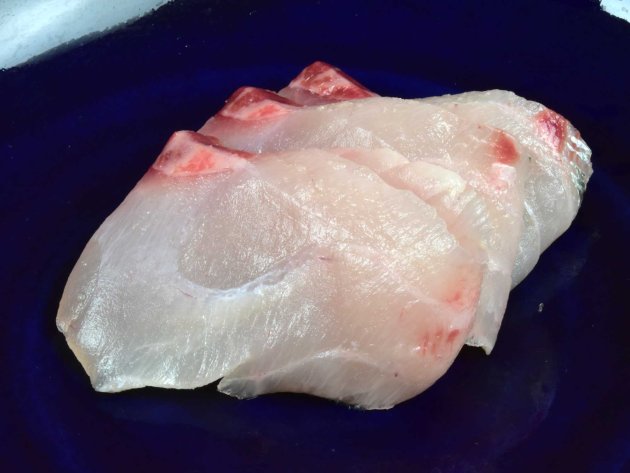 鰺の刺身