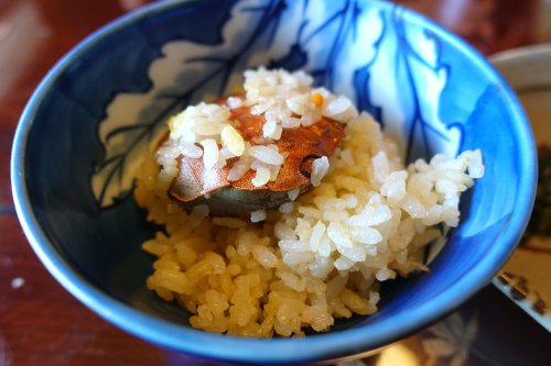 炊き込みご飯（つがに飯）