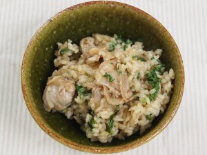 チョウセンハマグリの炊き込みご飯