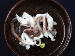 アオリイカのげそ塩ゆで