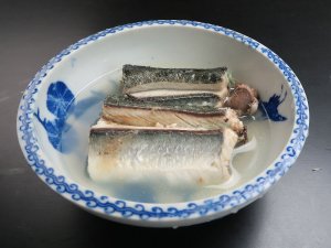 オキザヨリの酒塩煮