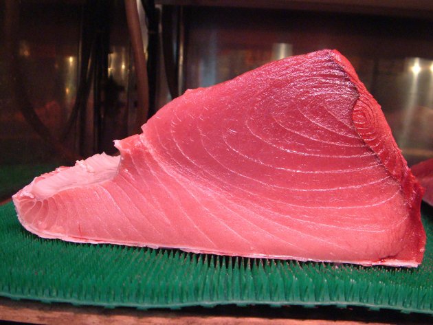 メバチマグロの断面