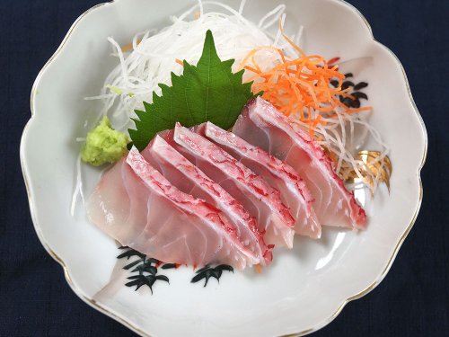 ハマダイの皮霜造り