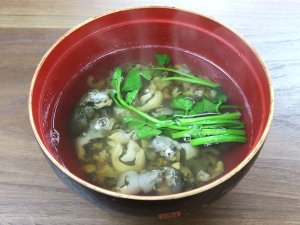 ヨリトフグの皮の吸もの