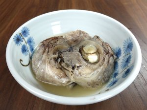 ツボダイの兜の酒塩煮