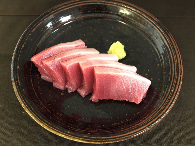 メジマグロの刺身