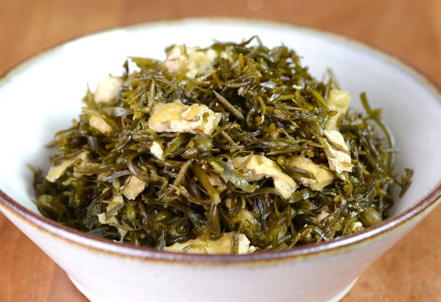 じんばそうの煮物