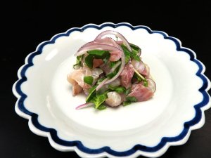 ニセクロホシフエダイのセビチェ