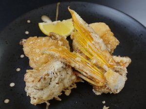 ヒブダイの唐揚げ