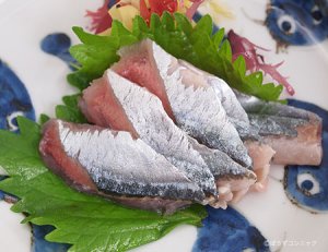 サンマの刺身