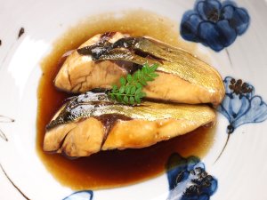 シマアジの煮つけ