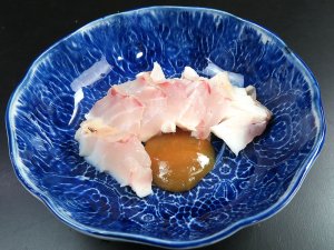 ホウセキハタの湯引き
