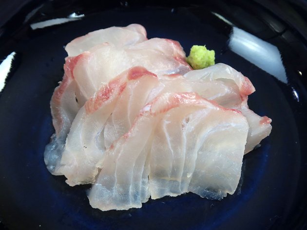 ホウセキハタの刺身