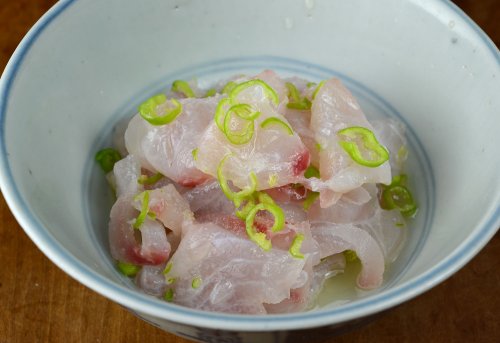 シマセトダイの刺身