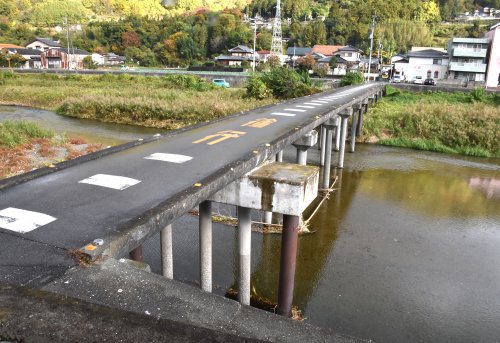 潜水橋