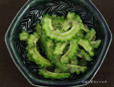 ゴーヤとすくがらすの炒め物