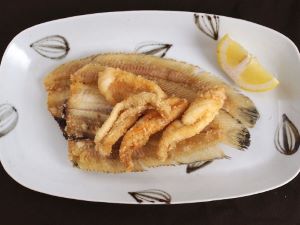 クリックで拡大表示 シマウシノシタの唐揚げ