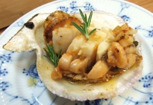 クリックで拡大表示 エゾキンチャクガイのバター焼き