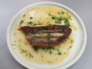クリックで拡大表示 コモンカスベのムニエル