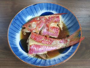 クリックで拡大表示 ウミヒゴイの煮つけ