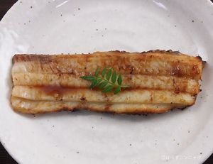 クリックで拡大表示 タチウオの醤油焼き