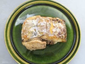 クリックで拡大表示 タチウオの塩焼き