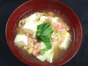 クリックで拡大表示 ヒメアマエビのかき玉汁