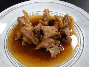 クリックで拡大表示 チョウセンボラの煮浸し