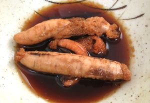 クリックで拡大表示 ニジョウサバ真子の煮つけ