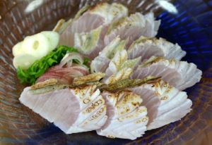 クリックで拡大表示 ニジョウサバのあぶり