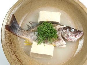 クリックで拡大表示 クロホシフエダイのまーす煮